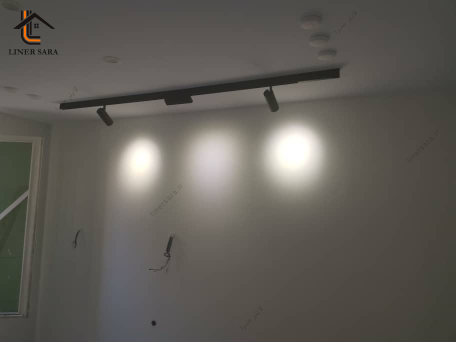 پروژه ی نصب لاین نوری و چراغ مگنتی در میدان هروی